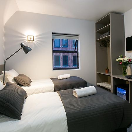Belvilla Ilford Hill Hotel London Bagian luar foto