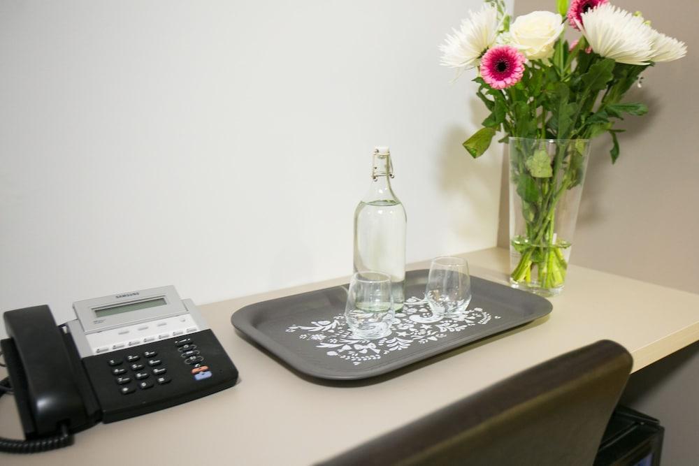 Belvilla Ilford Hill Hotel London Bagian luar foto