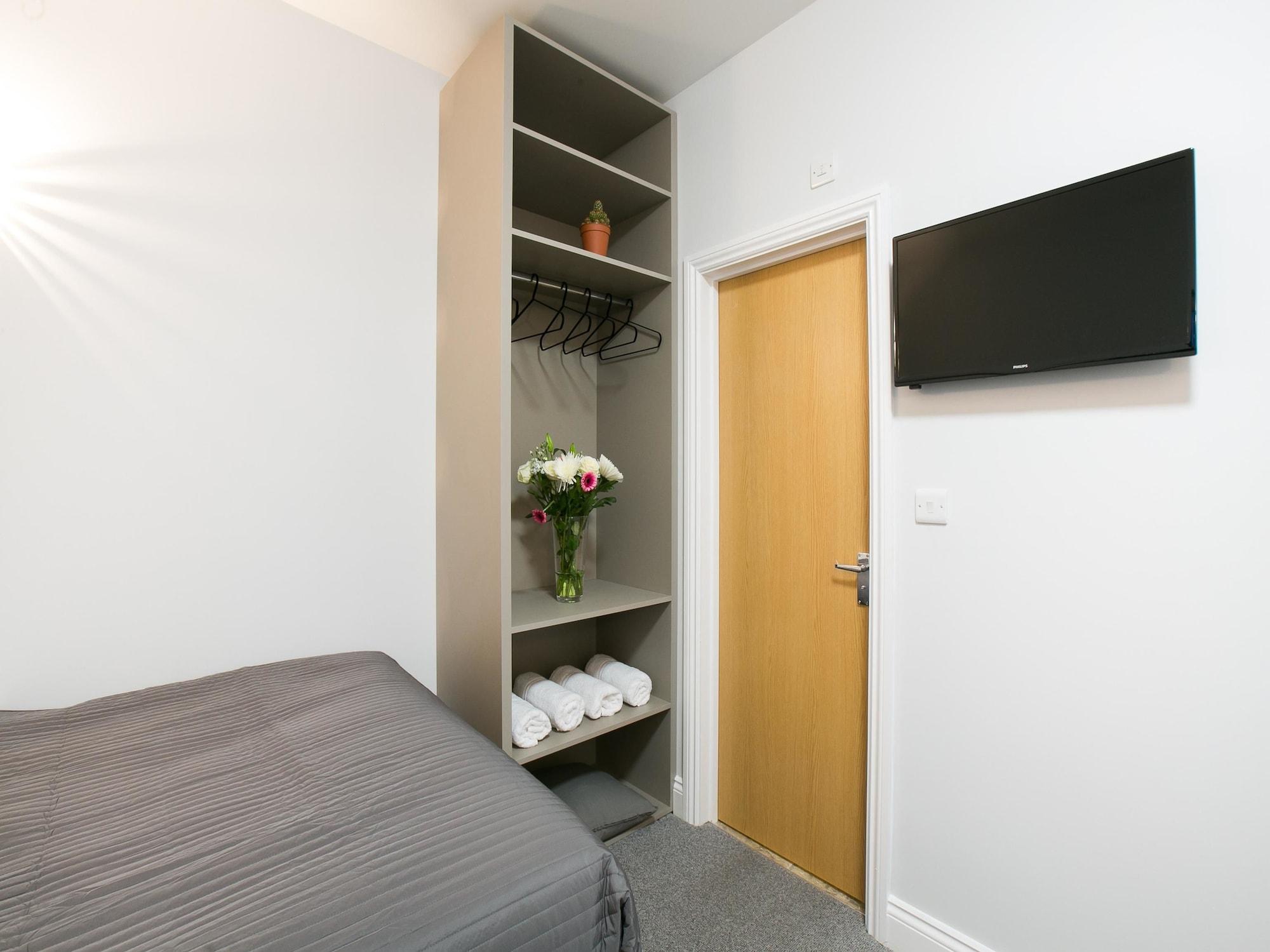 Belvilla Ilford Hill Hotel London Bagian luar foto