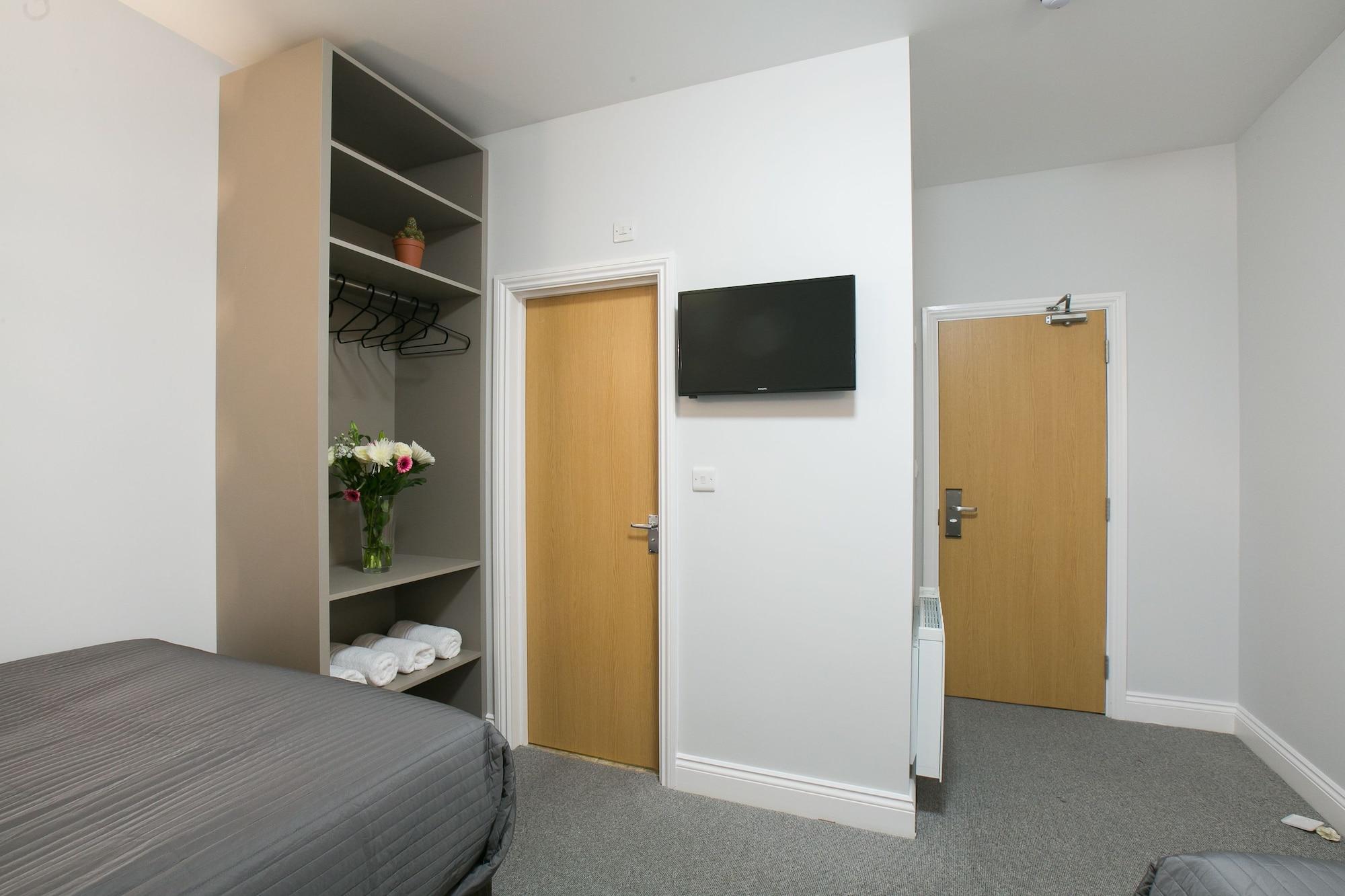 Belvilla Ilford Hill Hotel London Bagian luar foto