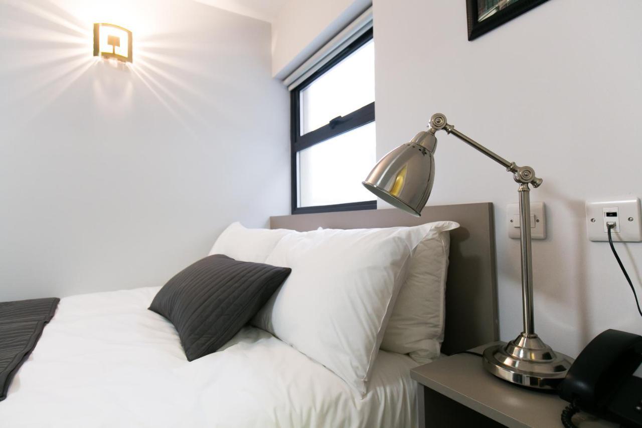 Belvilla Ilford Hill Hotel London Bagian luar foto