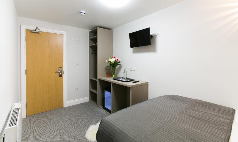 Belvilla Ilford Hill Hotel London Bagian luar foto