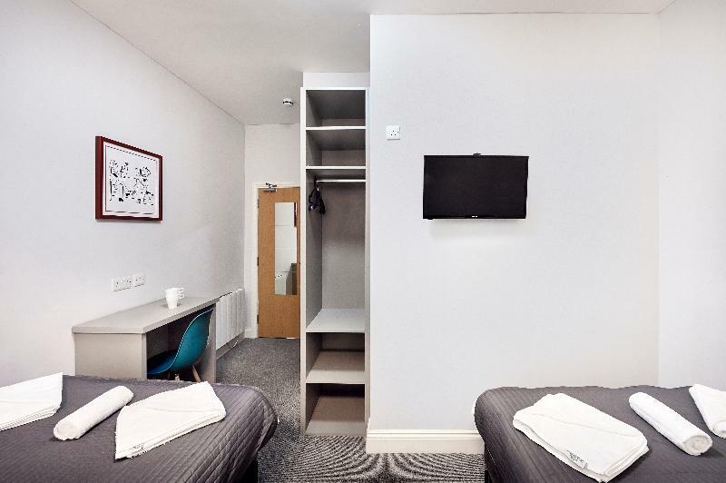 Belvilla Ilford Hill Hotel London Bagian luar foto